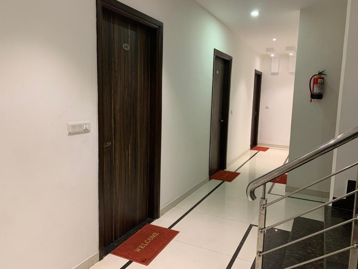 Hotel Sb Residency アムリトサル エクステリア 写真