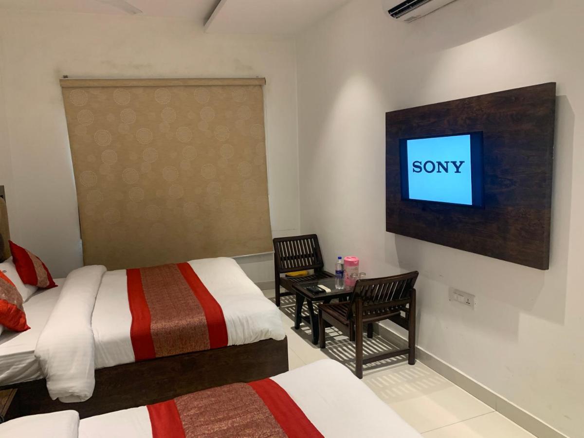 Hotel Sb Residency アムリトサル エクステリア 写真
