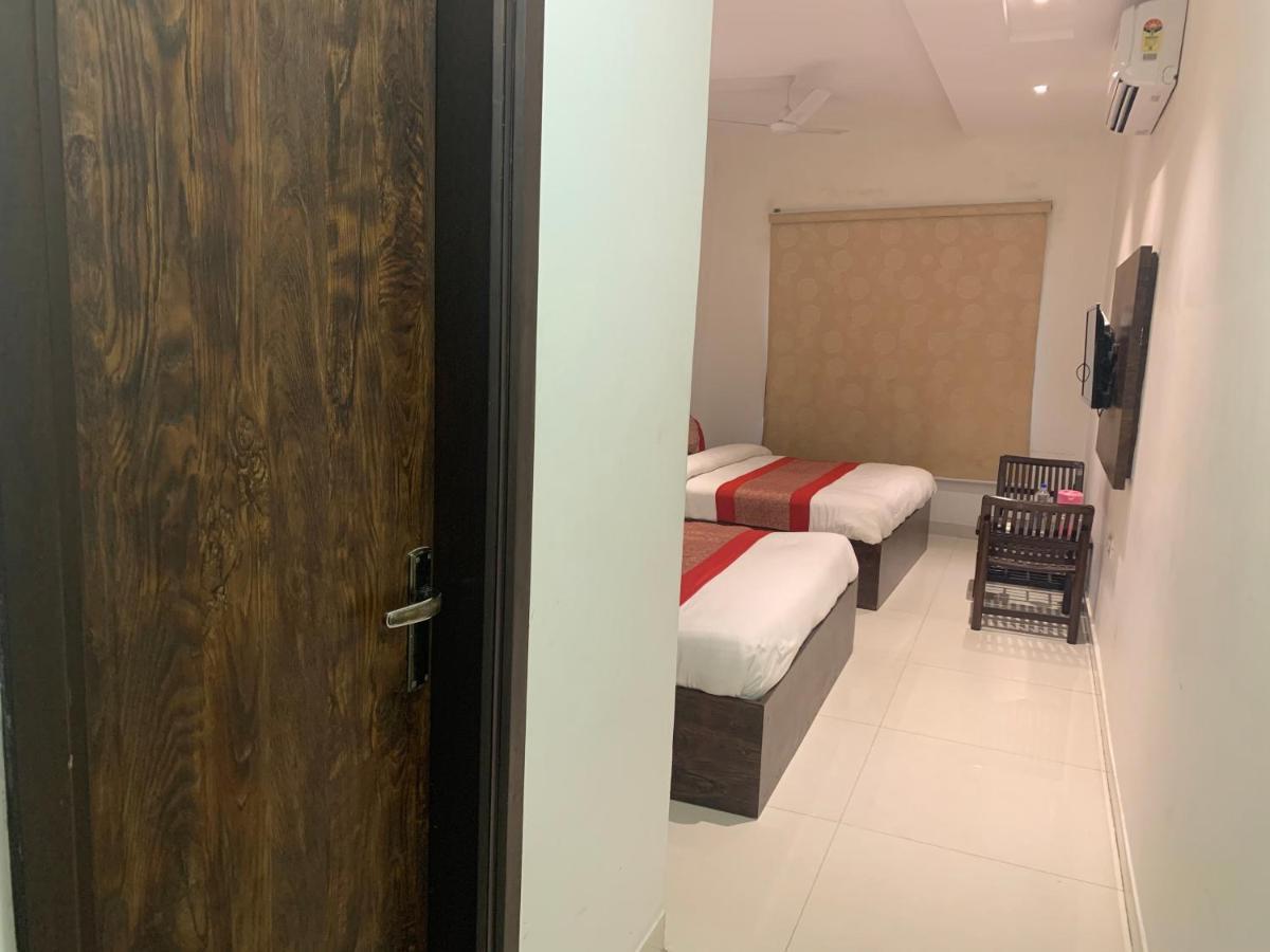 Hotel Sb Residency アムリトサル エクステリア 写真