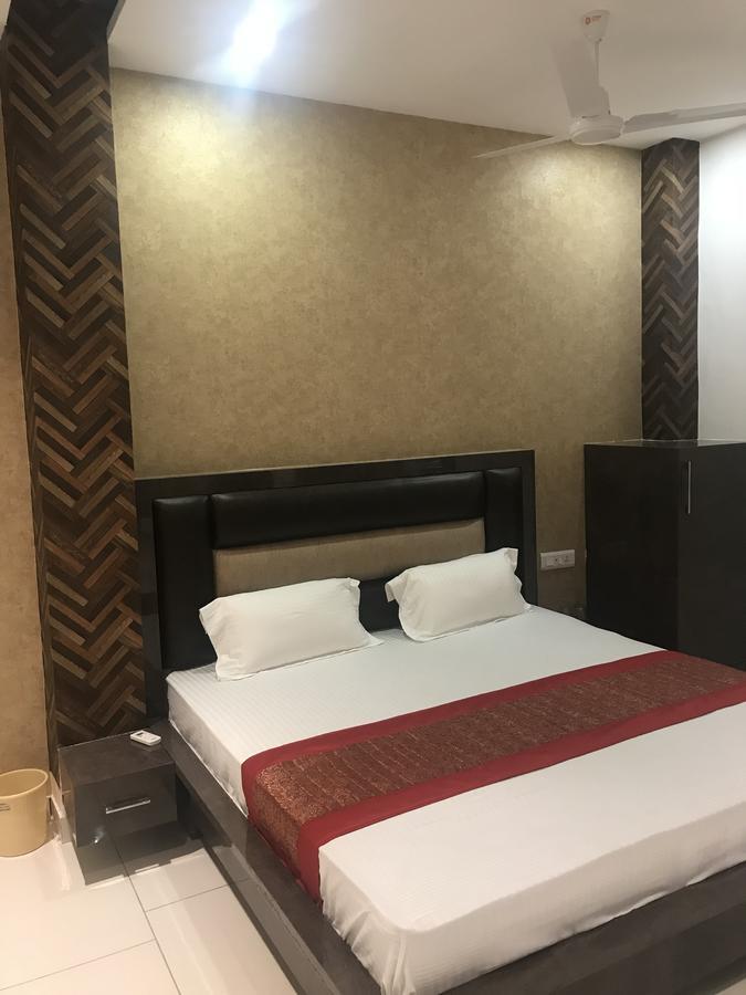 Hotel Sb Residency アムリトサル エクステリア 写真